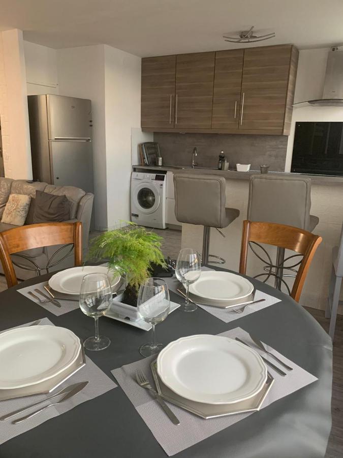 Grand Appartement Proche De Paris ชีญี-มาซาแร็ง ภายนอก รูปภาพ