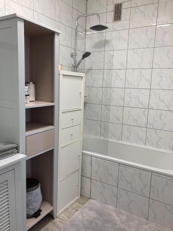 Grand Appartement Proche De Paris ชีญี-มาซาแร็ง ภายนอก รูปภาพ