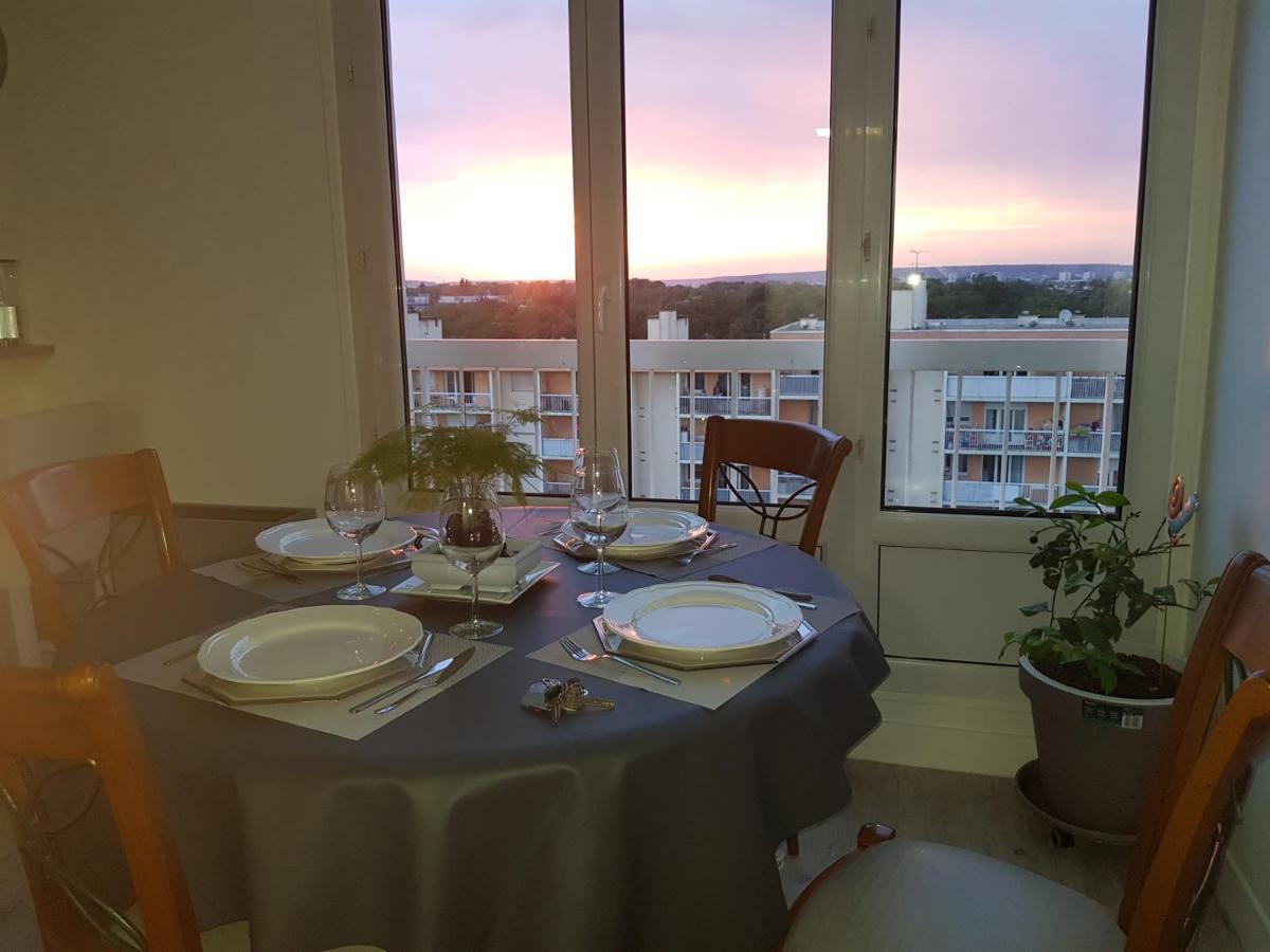 Grand Appartement Proche De Paris ชีญี-มาซาแร็ง ภายนอก รูปภาพ