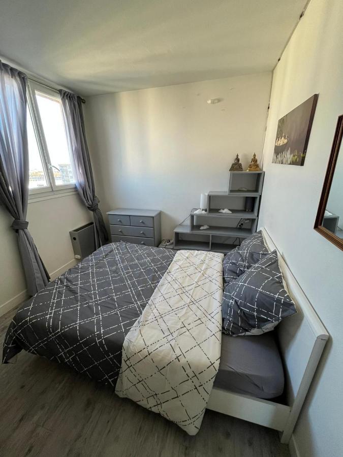 Grand Appartement Proche De Paris ชีญี-มาซาแร็ง ภายนอก รูปภาพ