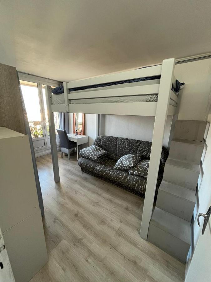 Grand Appartement Proche De Paris ชีญี-มาซาแร็ง ภายนอก รูปภาพ