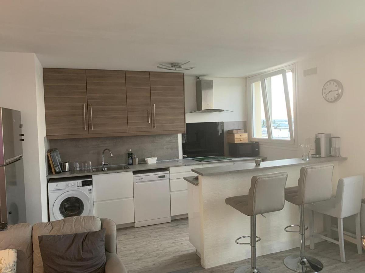 Grand Appartement Proche De Paris ชีญี-มาซาแร็ง ภายนอก รูปภาพ